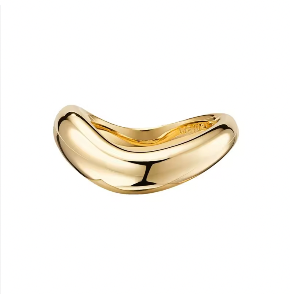 Charlotte Ring