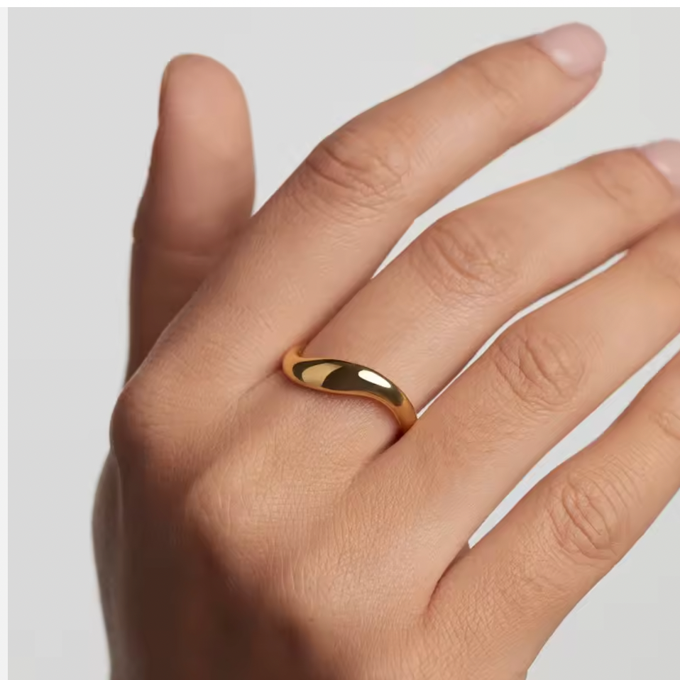 Charlotte Ring